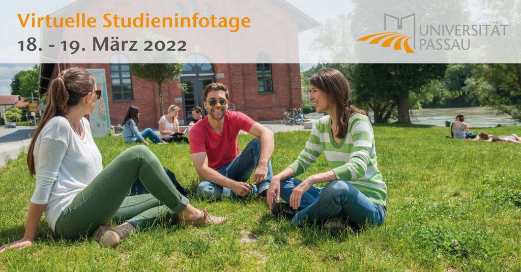 Virtuelle Studieninfotage 18. - 19. März 2022 - Studenten sitzen auf der Innwiese